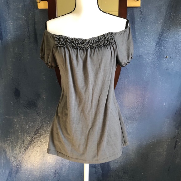 Agenda Ruffle Top - Picture 4 of 6